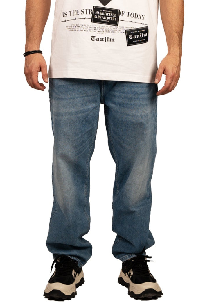 STRAIGHT FIT DENIMS - MID BLUE